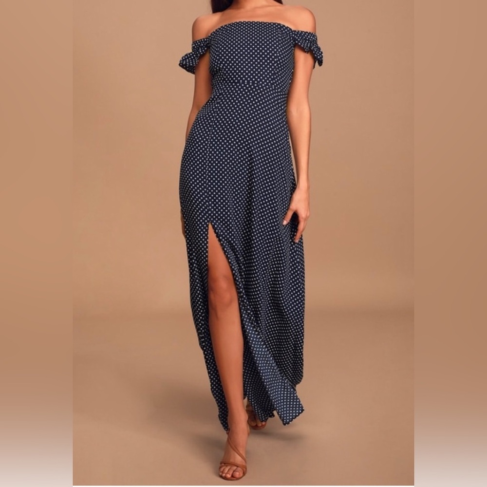 NWT- Lulu’s “Dot of You” Leg Slit Polka Dot Maxi Dress